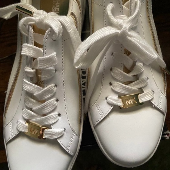 Brand new Michael kors shoes - Picture 3 of 6